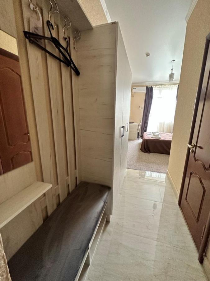 Отель Адунеи Сухум Extérieur photo